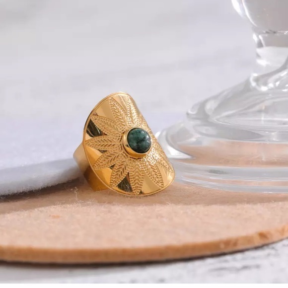 18K Gold Plated African Turquoise Flower Leave Ring - Picture 5 of 13